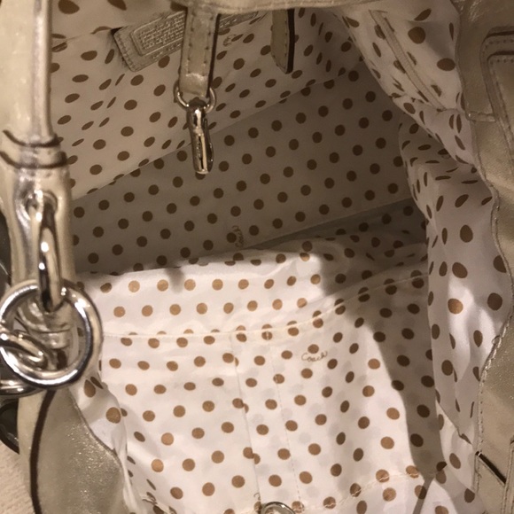 Handbag - Picture 2 of 2